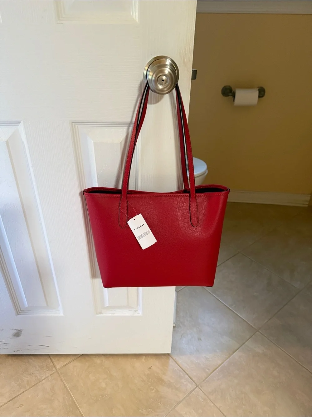 Coach medium city